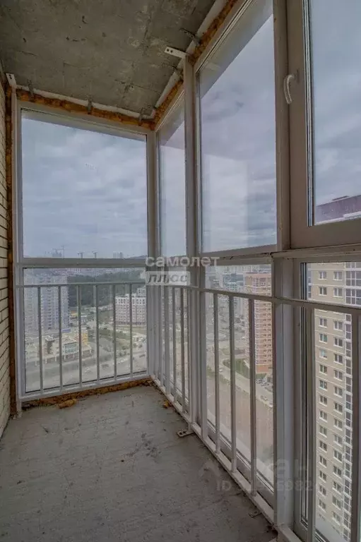 2-к кв. Приморский край, Владивосток ул. Басаргина, 6Бк1 (56.8 м) - Фото 0