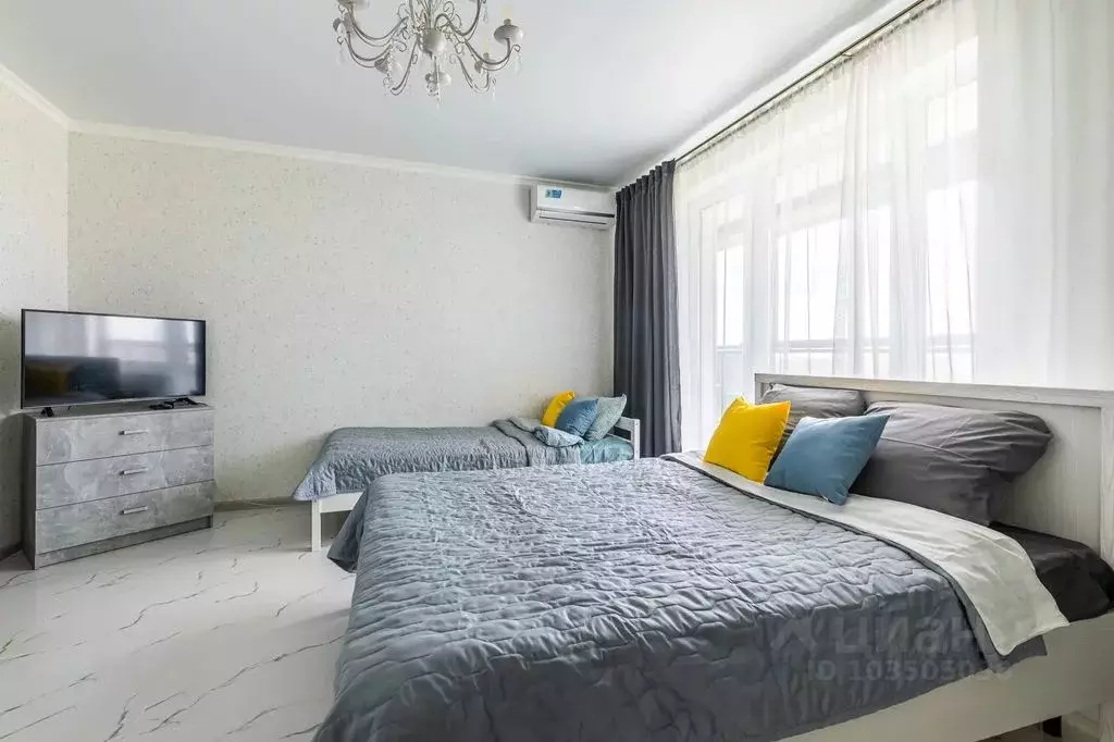 Студия Татарстан, Казань ул. Сабира Ахтямова, 1к2 (35.0 м) - Фото 1
