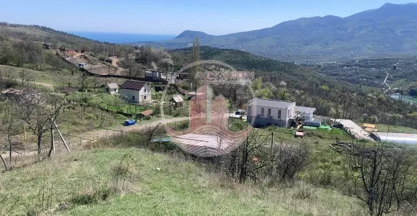 Участок в Крым, Алушта муниципальный округ, с. Лучистое ул. ... - Фото 0