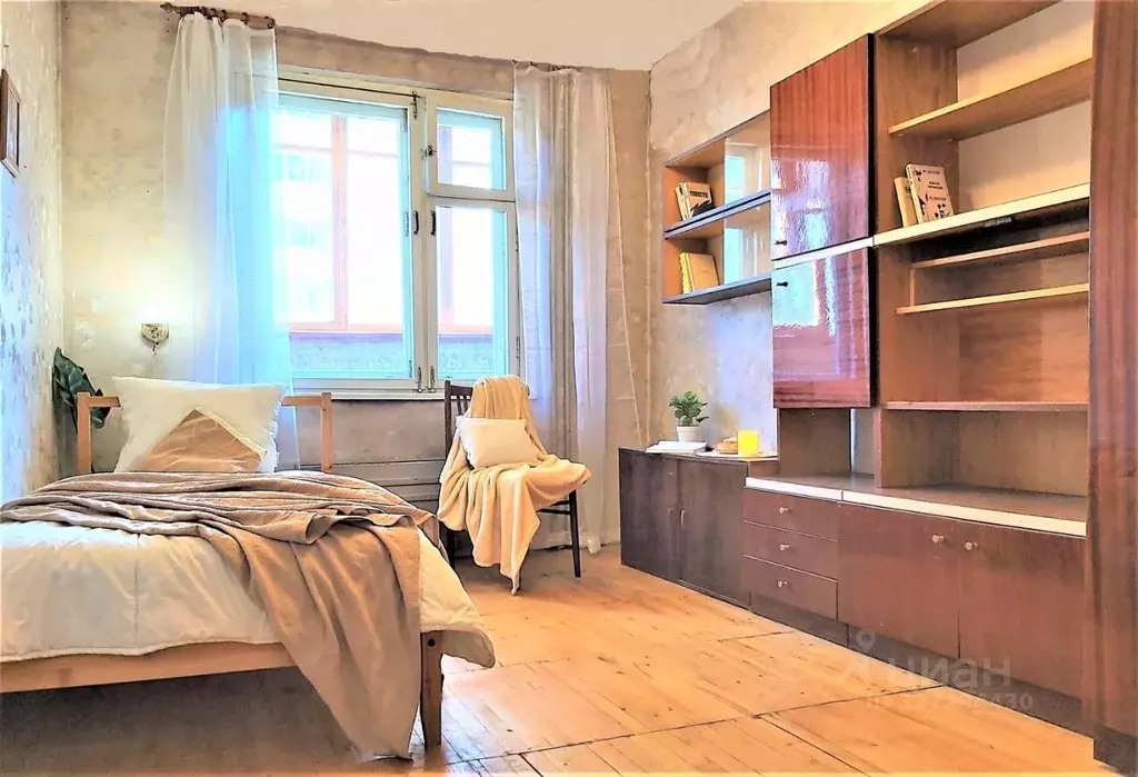 Комната Свердловская область, Екатеринбург ул. Красина, 4 (12.0 м) - Фото 2