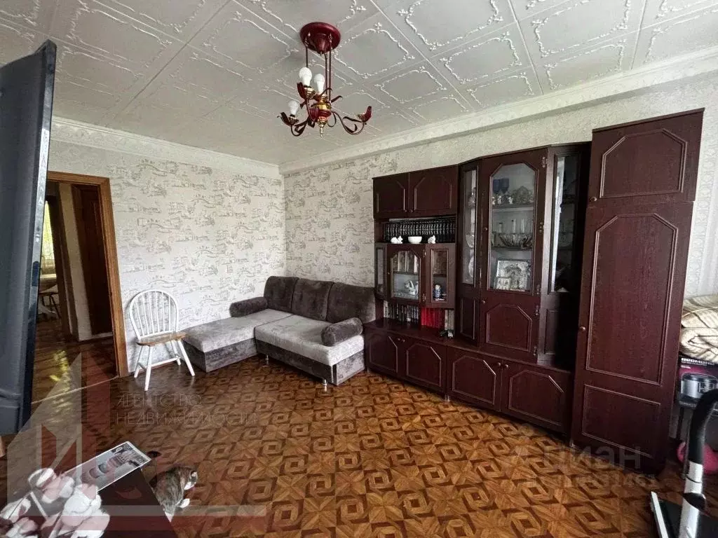 4-к кв. Саратовская область, Саратов ул. Танкистов, 67 (58.3 м) - Фото 0