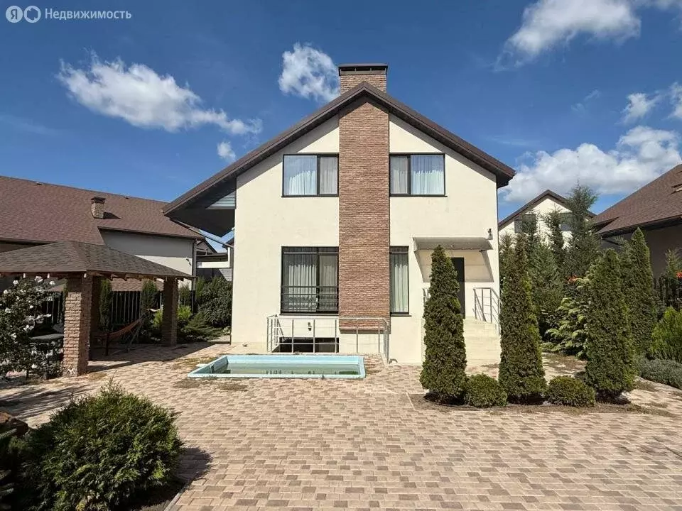 Дом в Севастополь, Лесхозная улица (265 м) - Фото 1