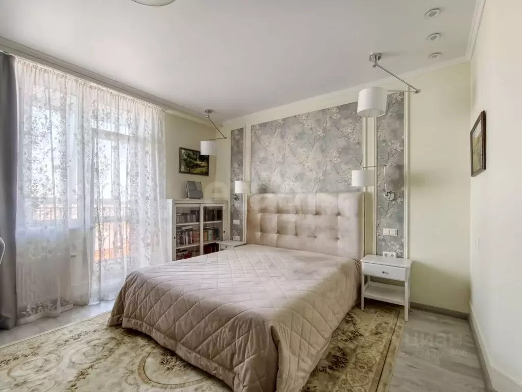 3-к кв. Тюменская область, Тюмень Пароходская ул., 1 (120.0 м) - Фото 1