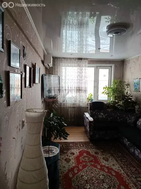 3-комнатная квартира: Горно-Алтайск, улица Григория Чорос-Гуркина, 72 ... - Фото 2