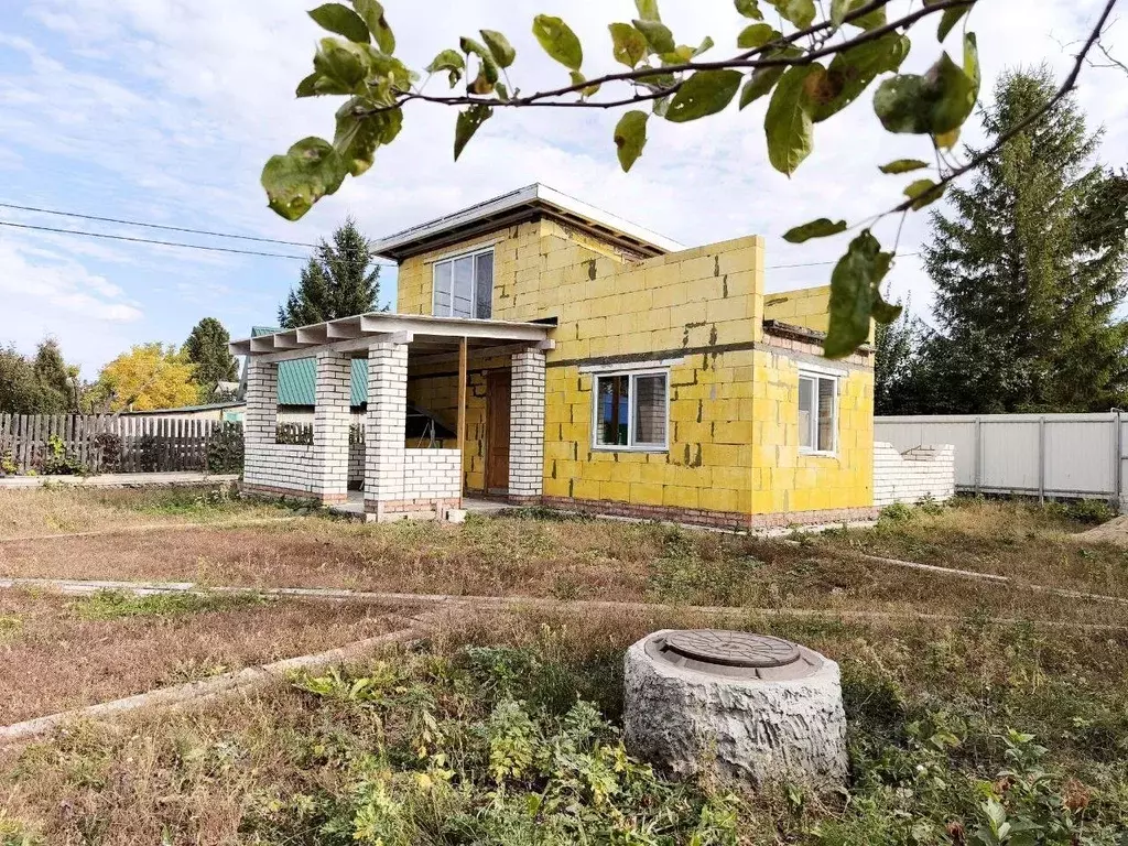 Дом в Саратовская область, Балаковский район, Натальинское ... - Фото 1