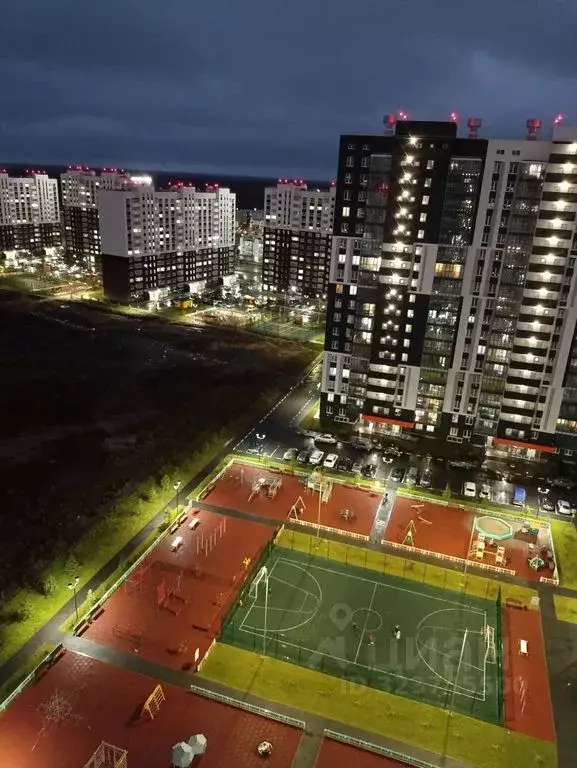 2-к кв. Тюменская область, Тюмень ул. Валентины Трофимовой, 8 (58.0 м) - Фото 1