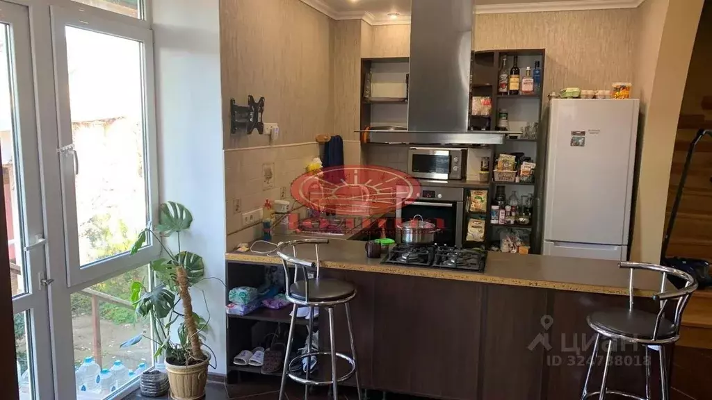 Дом в Крым, Симферополь ул. Отважных, 27 (230 м) - Фото 2