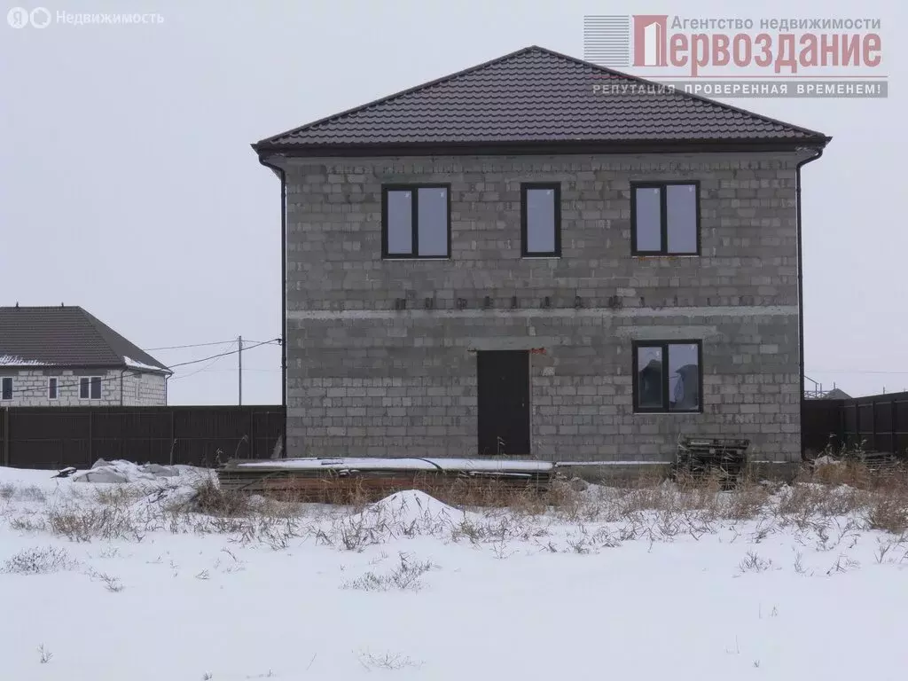 Дом в село Бахтемир, Спортивная улица, 9 (215.6 м) - Фото 1