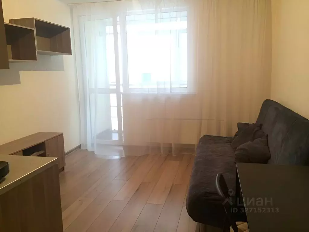 Студия Свердловская область, Екатеринбург ул. Рощинская, 29 (26.0 м) - Фото 1