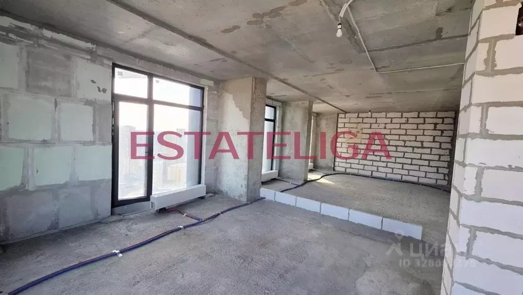 3-к кв. Москва ул. Василия Ланового, 6к3 (128.0 м) - Фото 0