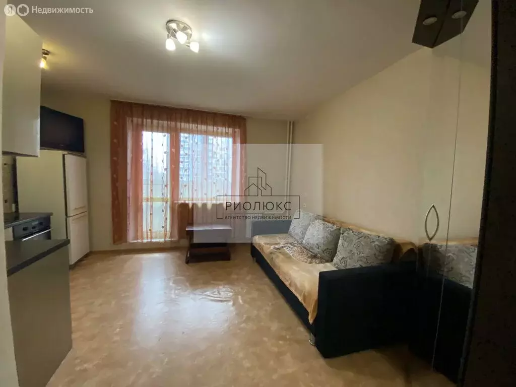 Квартира-студия: Челябинск, улица Александра Шмакова, 38 (24 м) - Фото 1