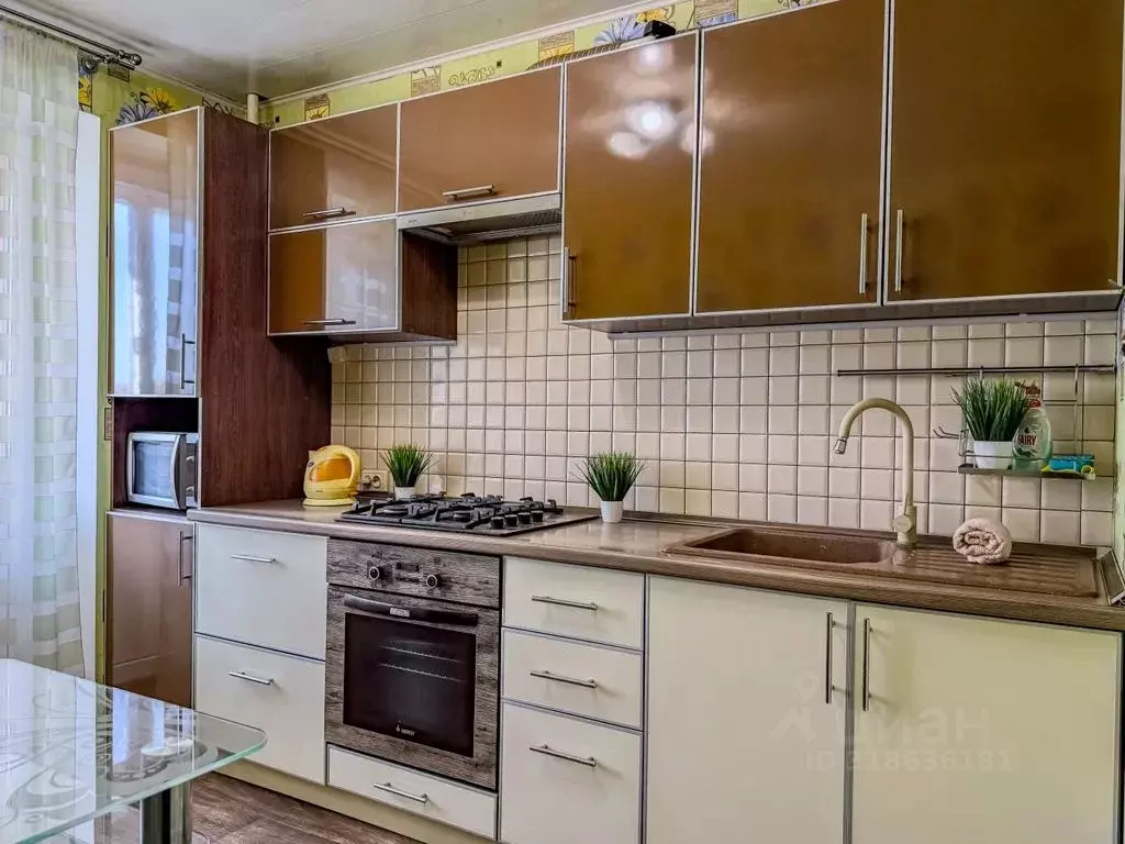 2-к кв. Самарская область, Сызрань ул. Ватутина, 152 (46.0 м) - Фото 0