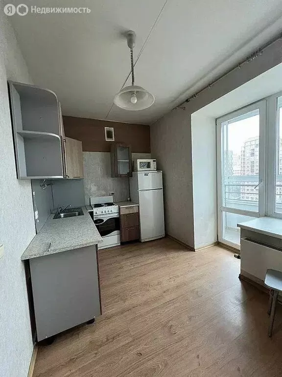 1-комнатная квартира: Екатеринбург, улица Щербакова, 35 (36.6 м) - Фото 1