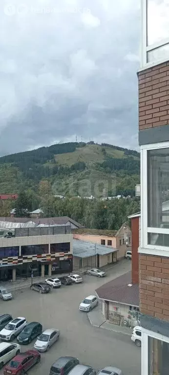 2-комнатная квартира: Горно-Алтайск, Проточная улица, 10/1к4 (67 м) - Фото 0