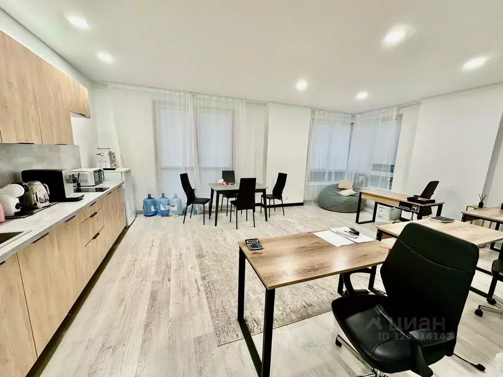 3-к кв. Москва Большая Филевская ул., 3к2 (73.6 м) - Фото 2