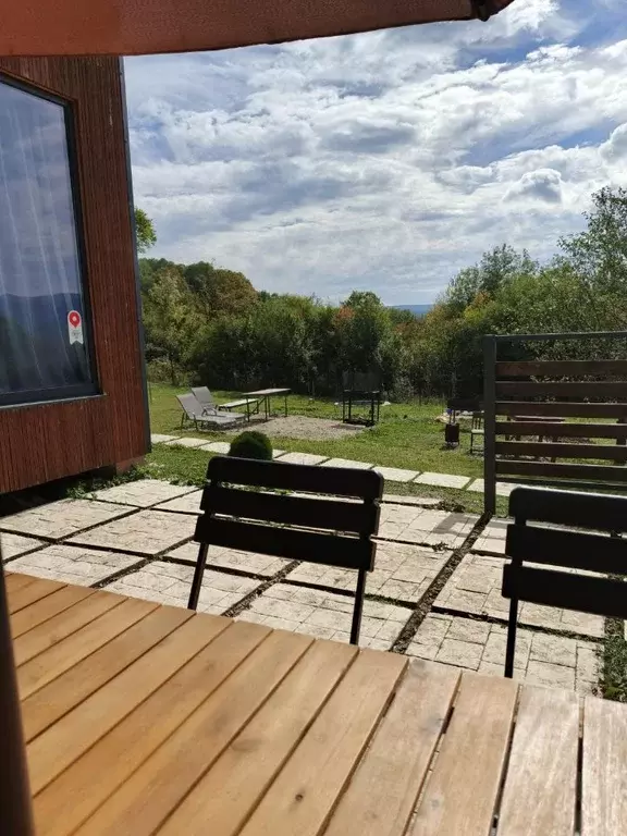 Дом в Краснодарский край, Апшеронский район, пос. Мезмай Школьная ул., ... - Фото 2