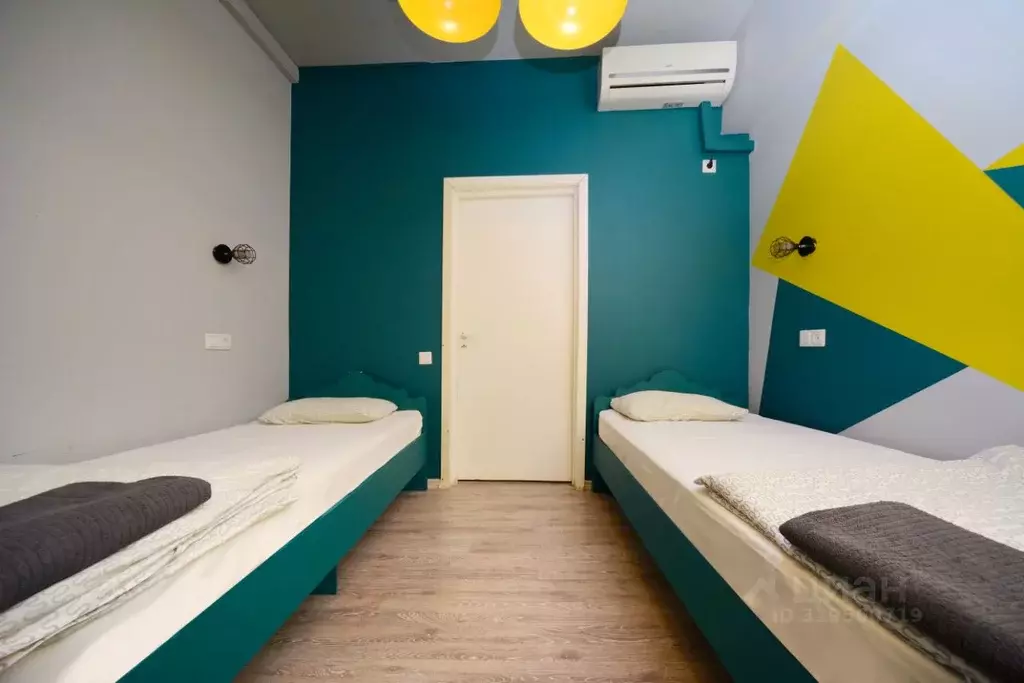 Комната Москва Бауманская ул., 4 (18.0 м) - Фото 1