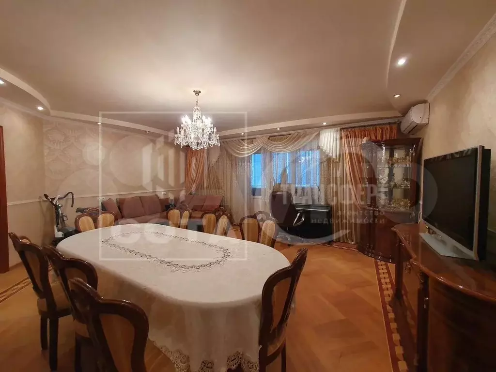 3-к. квартира, 118,3 м, 2/5 эт. - Фото 1