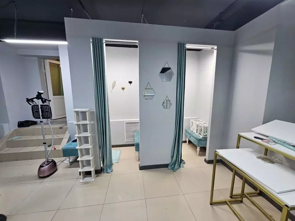 Помещение свободного назначения в Свердловская область, Екатеринбург ... - Фото 1