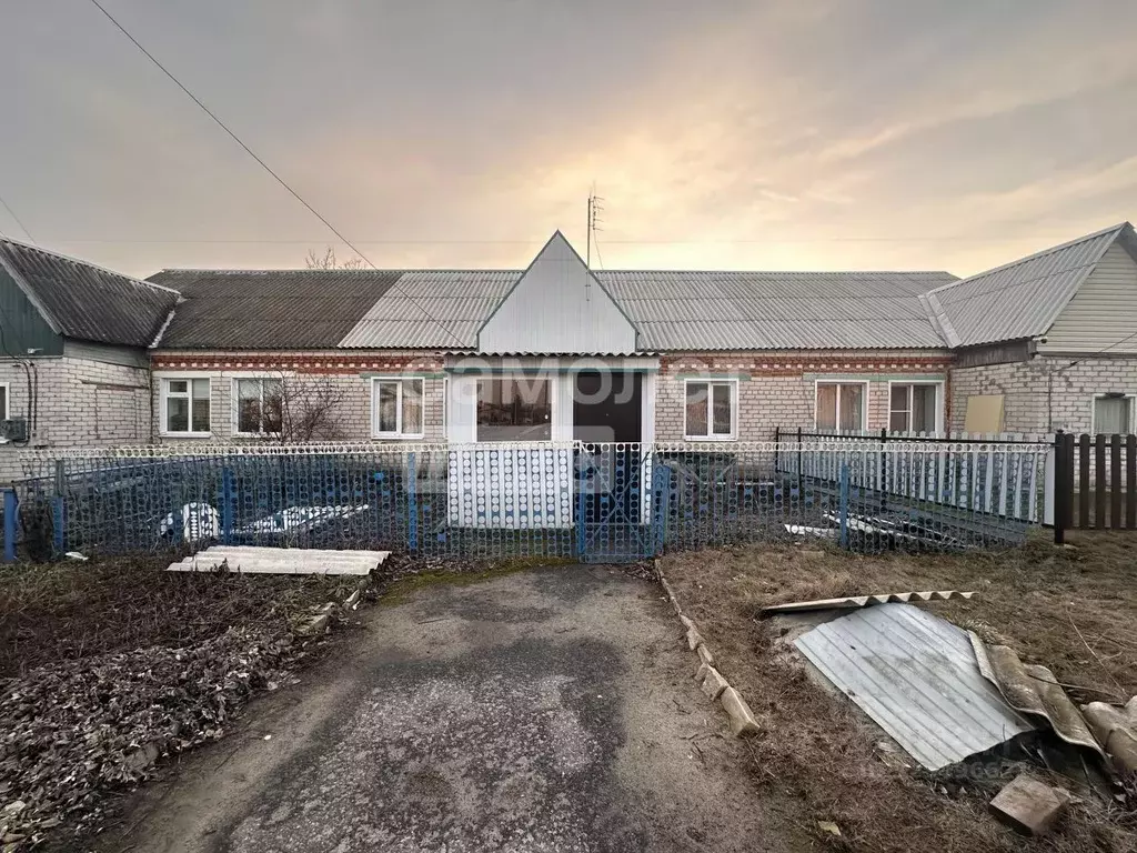 Дом в Курская область, Поселок Медвенка муниципальное образование, ... - Фото 1