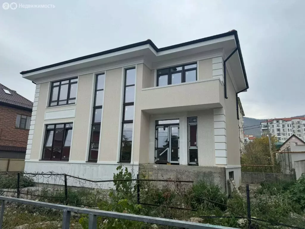 Дом в Геленджик, Дивноморская улица (296 м) - Фото 0
