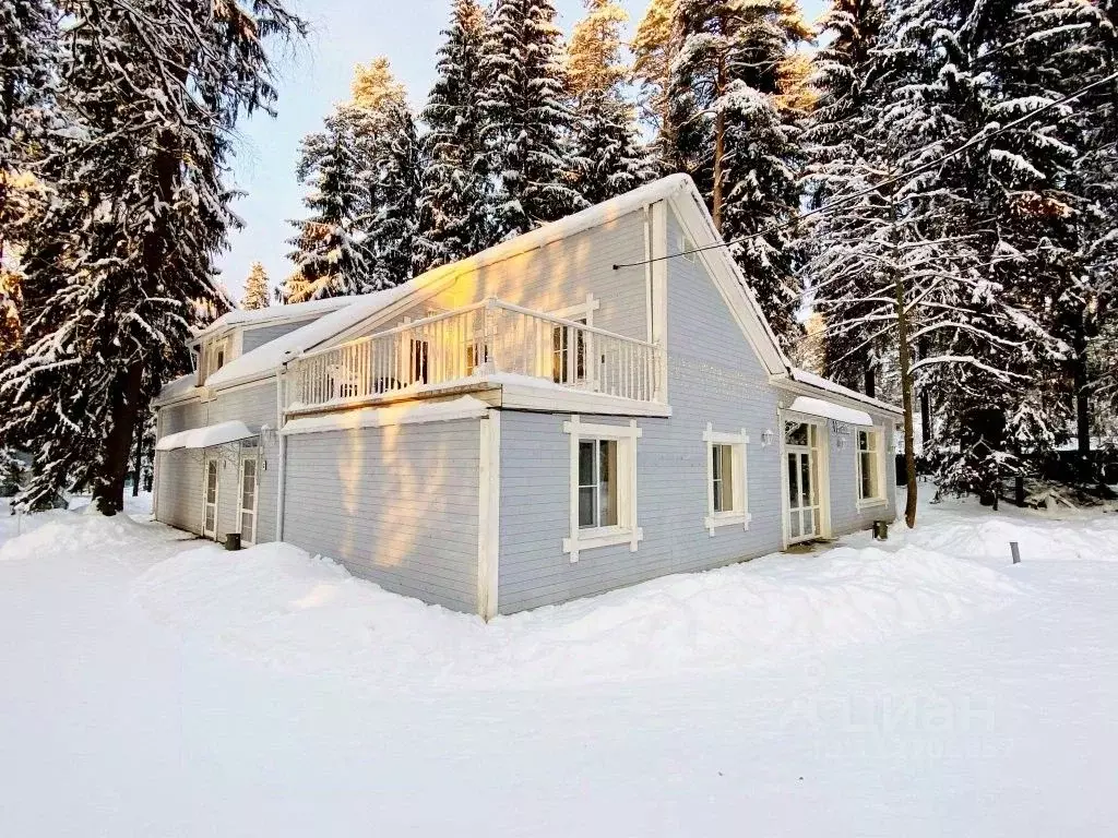 Комната Ленинградская область, Гатчинский район, Вырица городской ... - Фото 0