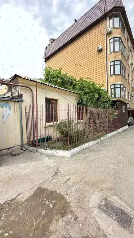 Дом в Дагестан, Махачкала туп. 5-й Гагарина (150 м) - Фото 0