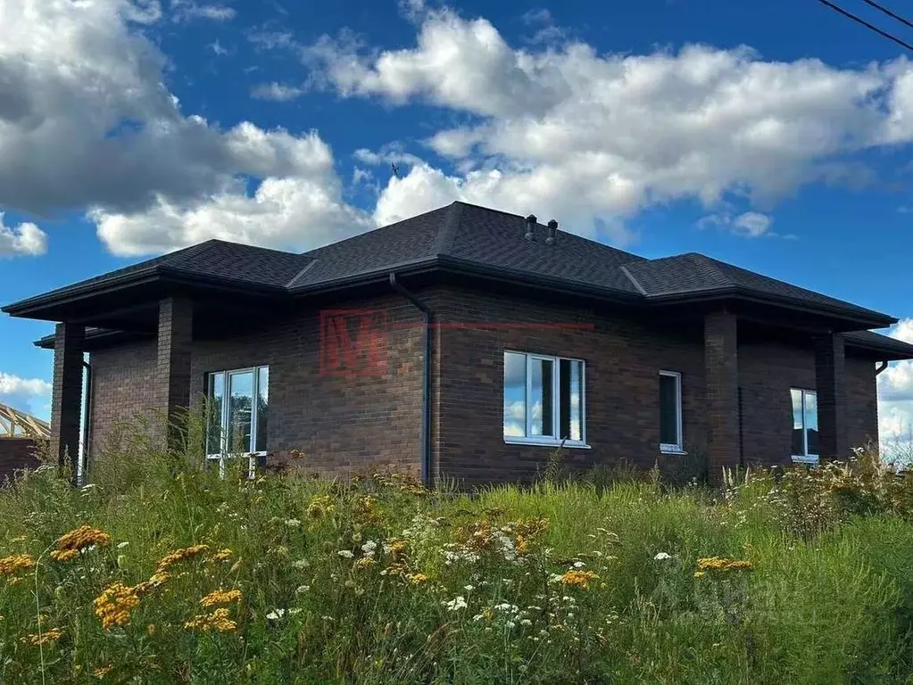Дом в Белгородская область, Старый Оскол ул. Персиковая, 3 (120 м) - Фото 0