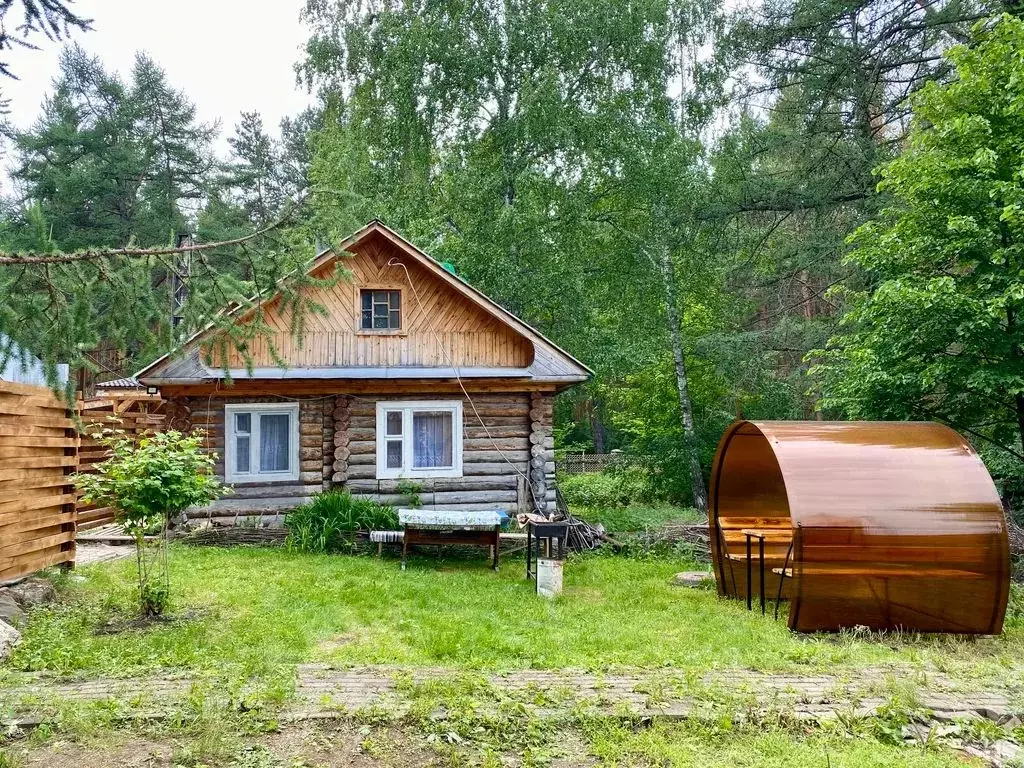 Дом в Башкортостан, Белорецкий район, Абзаковский сельсовет, с. ... - Фото 0