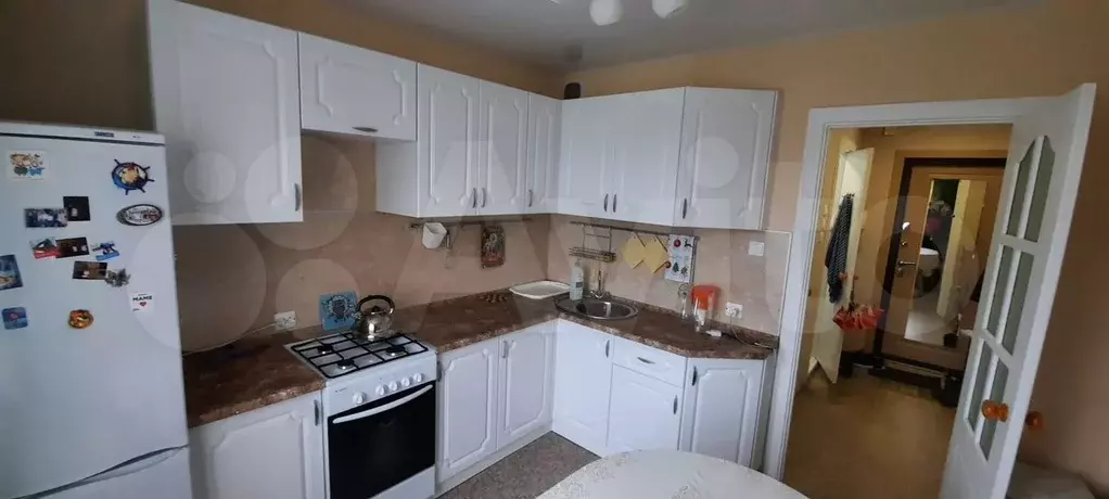 1-к. квартира, 35 м, 4/10 эт. - Фото 0