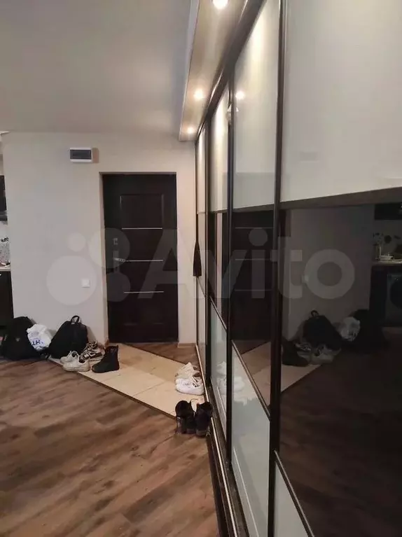 Комната 16 м в 3-к., 6/9 эт. - Фото 1