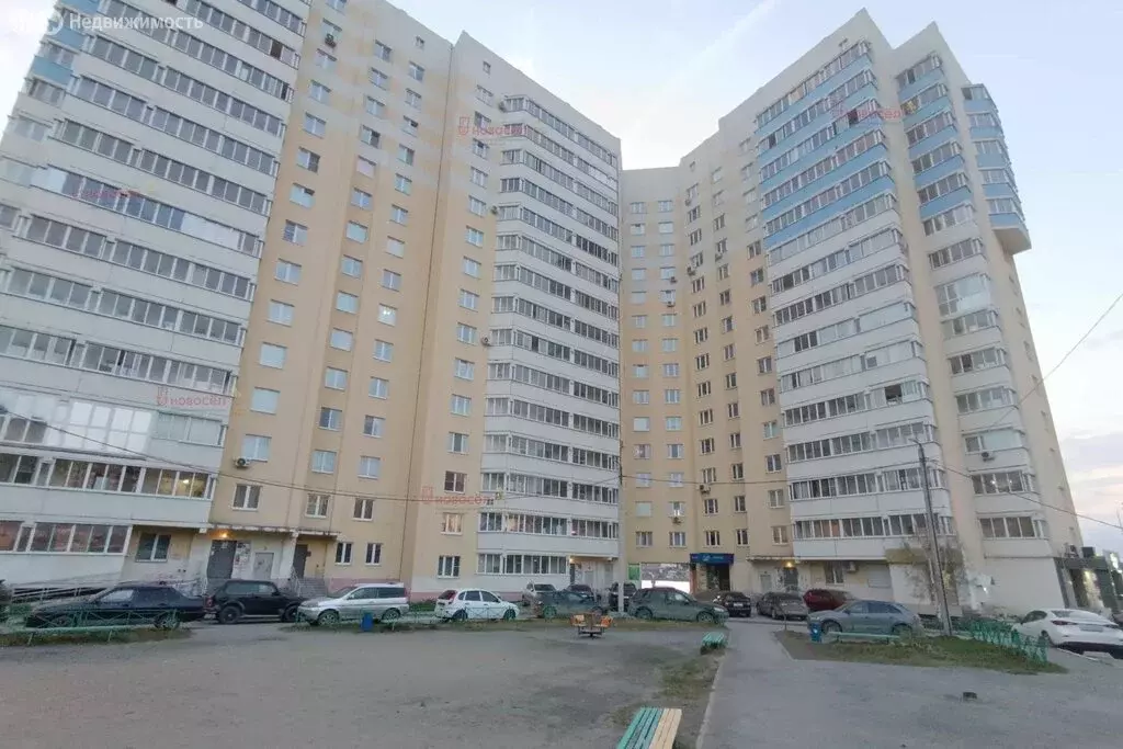 1-комнатная квартира: Первоуральск, улица Ватутина, 72А (38 м) - Фото 1