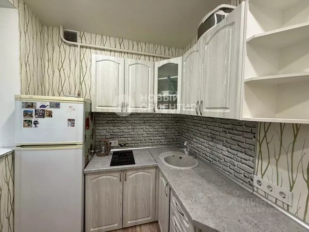 1-к кв. Свердловская область, Екатеринбург ул. Блюхера, 67к2 (30.0 м) - Фото 2