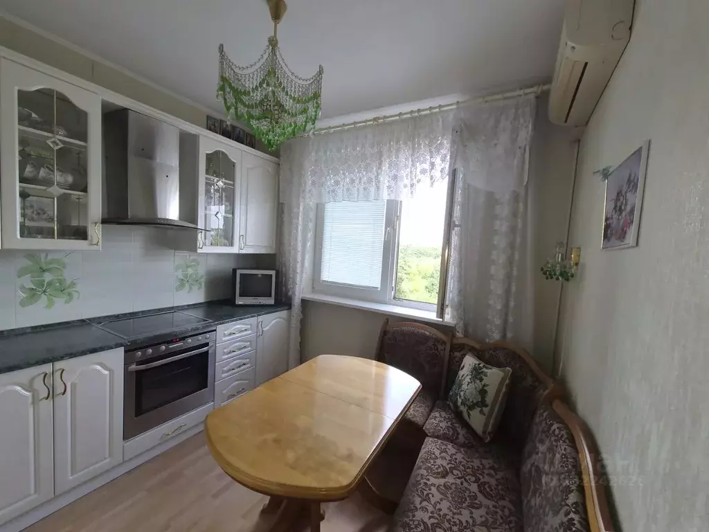 2-к кв. Москва пос. Рублево, ул. Новолучанская, 5 (51.0 м) - Фото 1