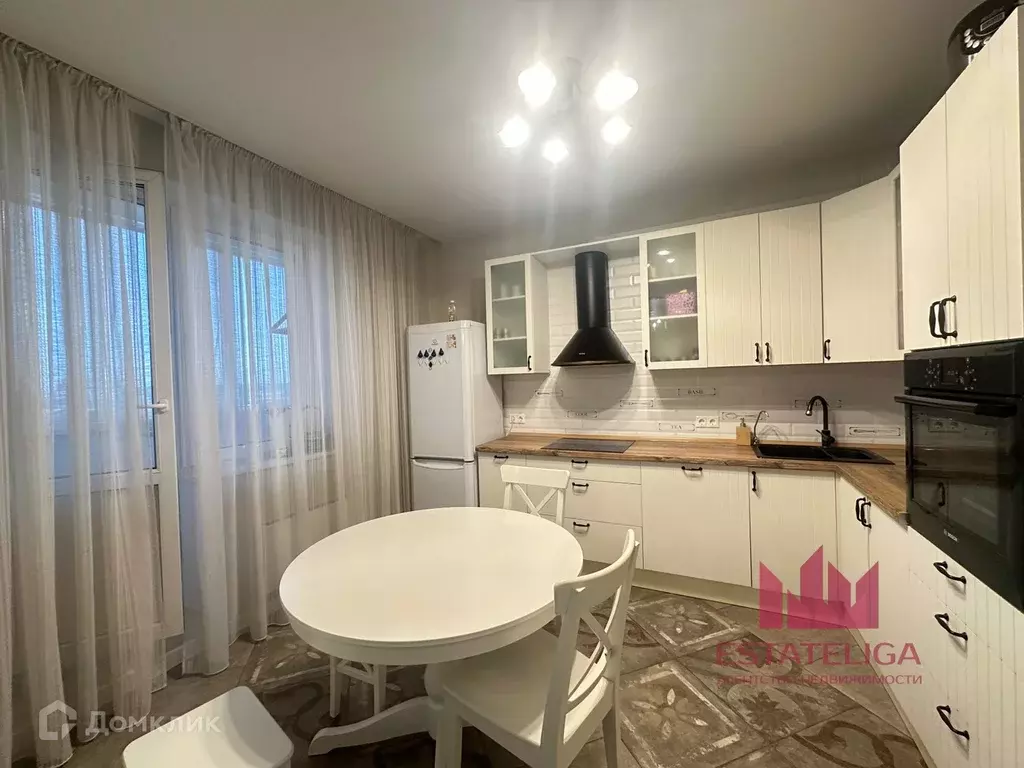 Продаётся 2-к квартира, 67 м - Фото 0