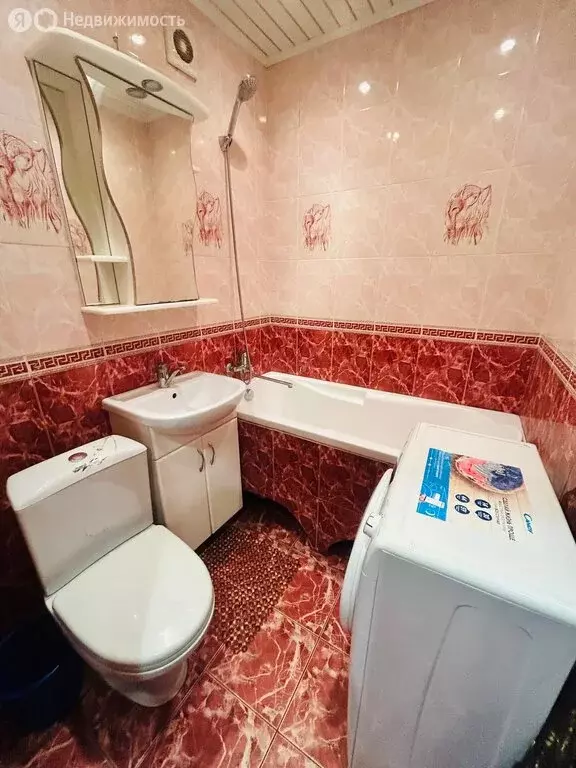 3-комнатная квартира: Болохово, Болохово, улица Мира, 45 (42 м) - Фото 0