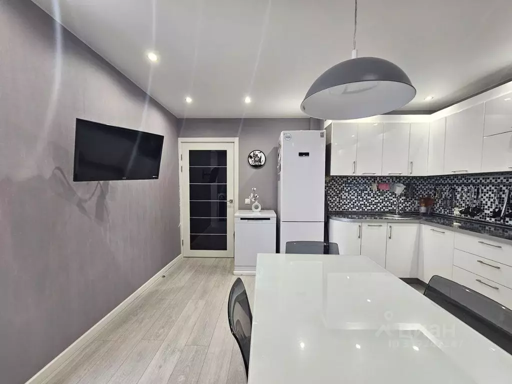 Квартира, 2 комнаты, 60.1 м - Фото 1