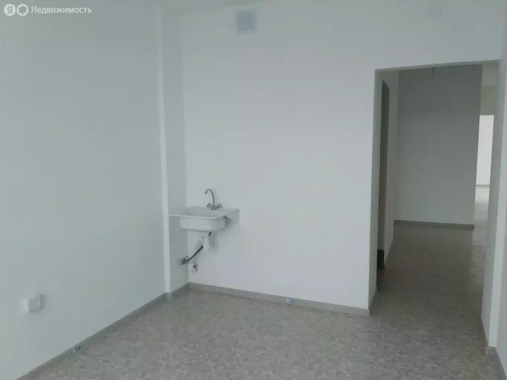 4-комнатная квартира: Красноярск, улица Лесников, 49 (94.4 м) - Фото 1