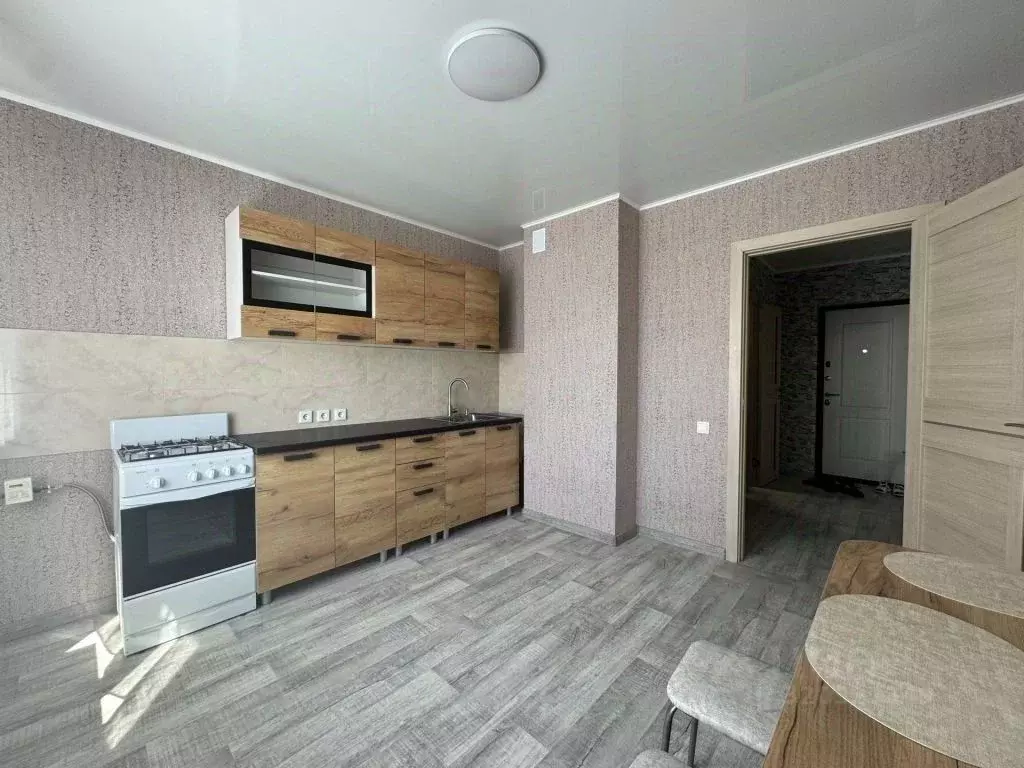 1-к кв. Саратовская область, Саратов ул. Имени С.Ф. Тархова, 43 (40.0 ... - Фото 2