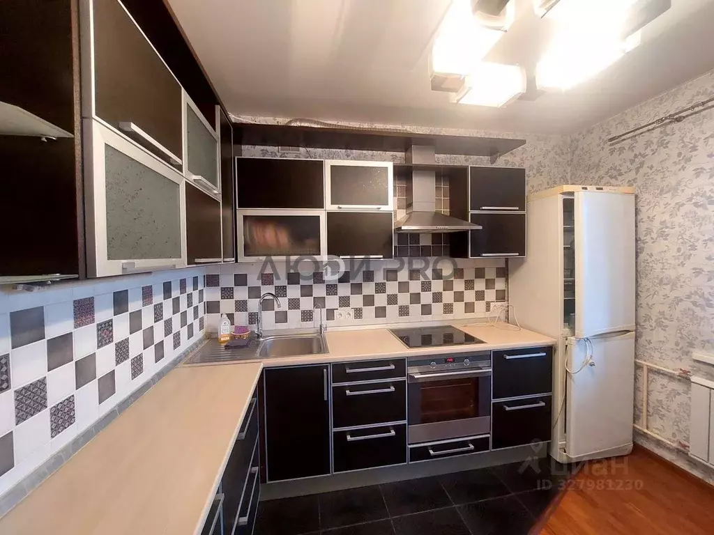 1-к кв. Алтайский край, Барнаул Новгородская ул., 16 (50.0 м) - Фото 2