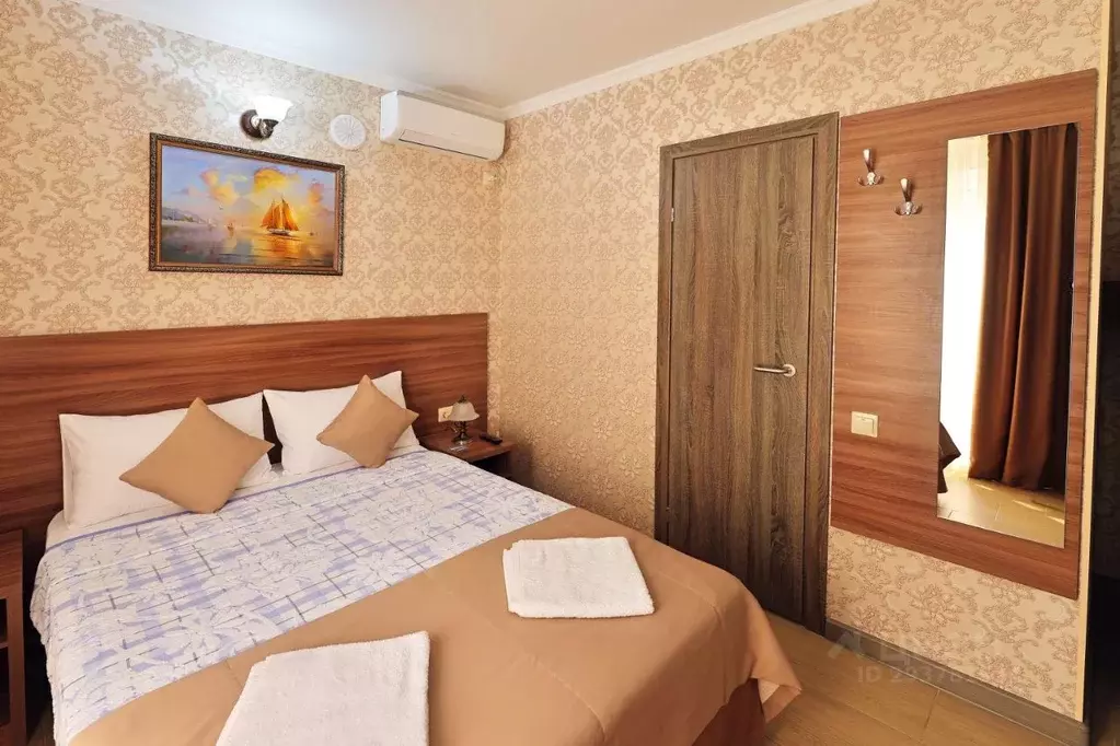 Комната Краснодарский край, Геленджик ул. Толстого, 15 (12.0 м) - Фото 1