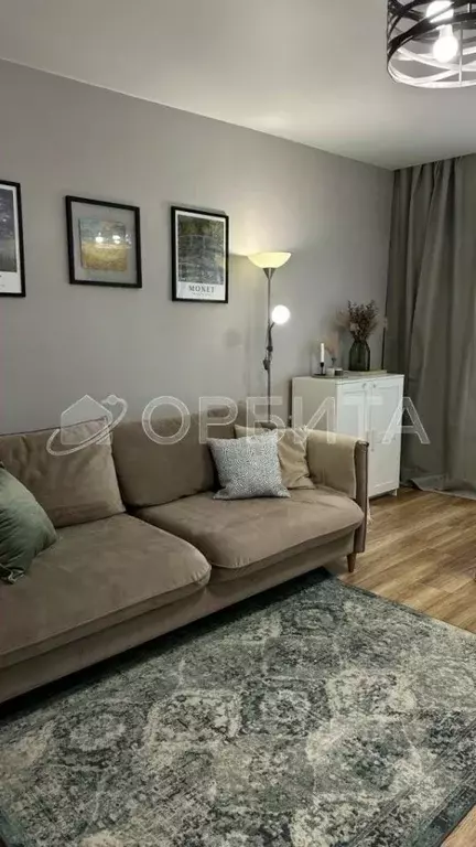 2-к кв. Тюменская область, Тюмень ул. 50 лет Октября, 26 (68.7 м) - Фото 2