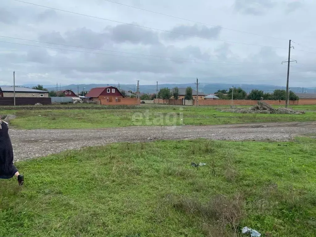 Село плиево ингушетия. Село Плиево. Село Плиево улица имени Сулумбека Осканова 74 вайлдберриз.