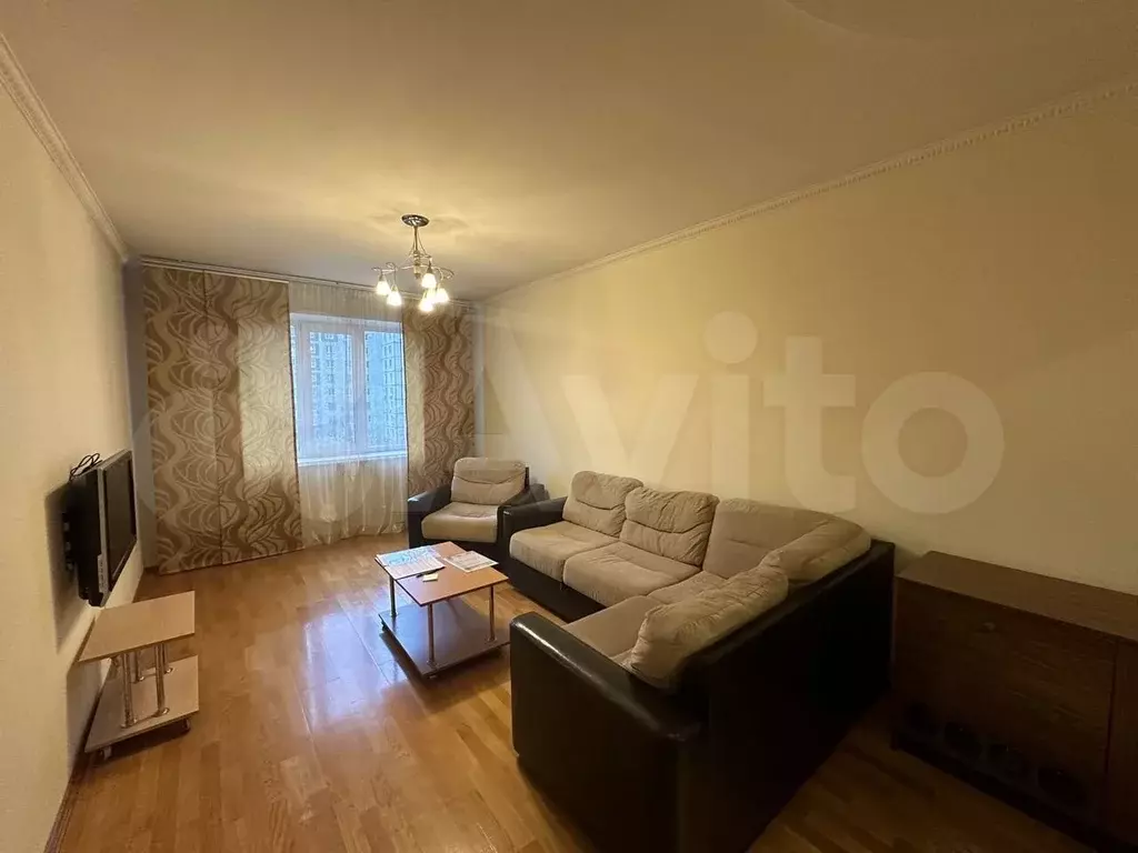 3-к. квартира, 70 м, 5/10 эт. - Фото 1