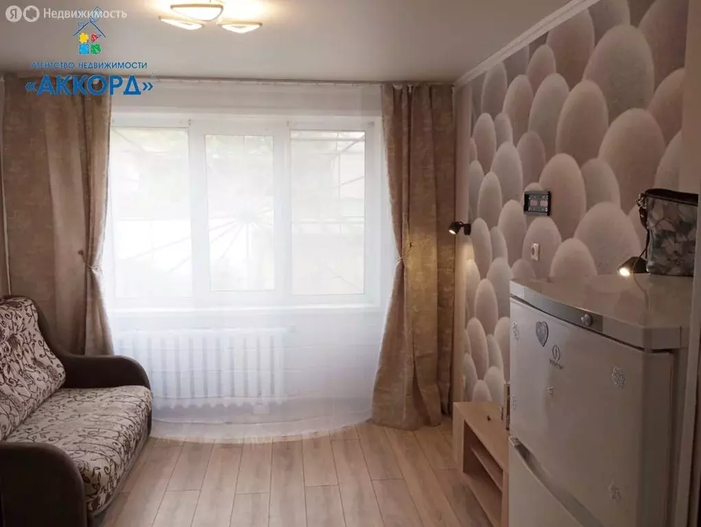 1к в 4-комнатной квартире (12 м) - Фото 0