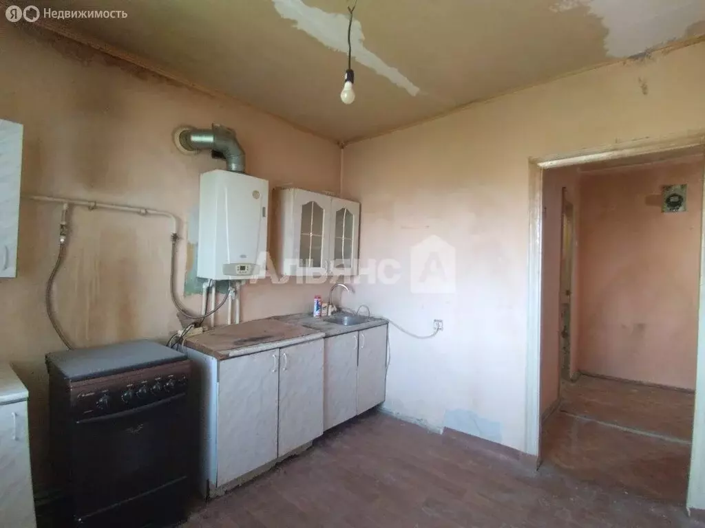 1-комнатная квартира: Шахты, проспект Ленинского Комсомола, 2Б (39 м) - Фото 1