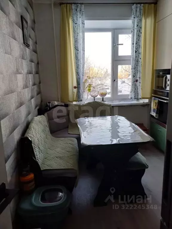 2-к кв. Ямало-Ненецкий АО, Новый Уренгой Железнодорожная ул., 46 (57.2 ... - Фото 1