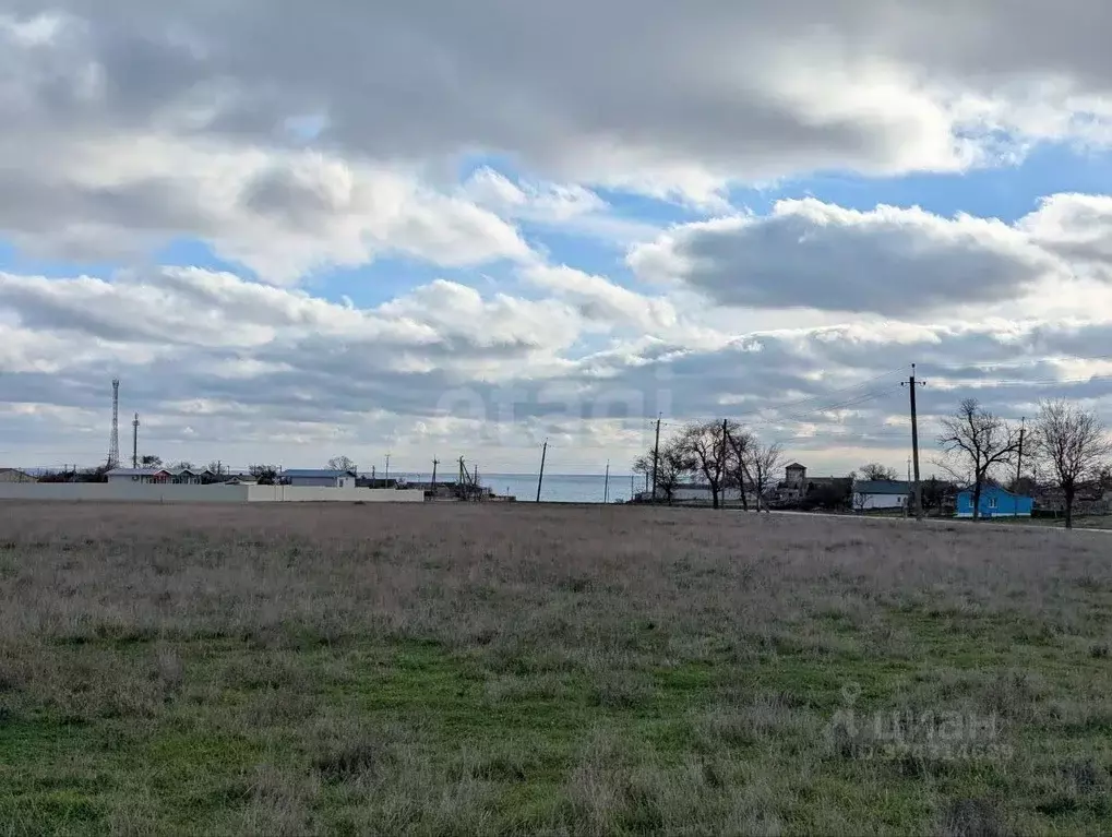 Участок в Крым, Черноморский район, с. Окуневка  (6.0 сот.) - Фото 1