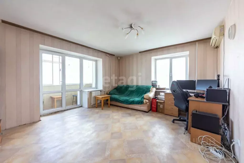 3-к кв. Хабаровский край, Хабаровск ДОС кв-л, 49 (90.2 м) - Фото 0