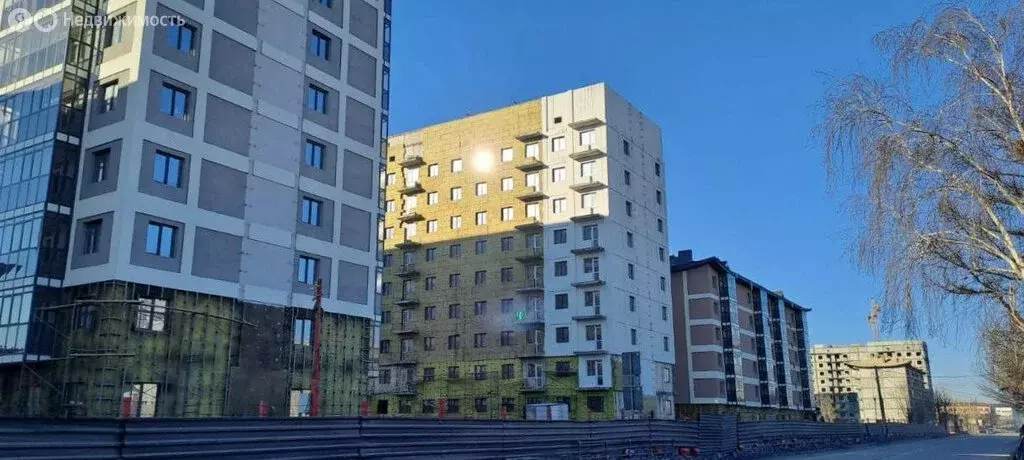 3-комнатная квартира: Кызыл, ЖК Монгун (73.7 м) - Фото 0